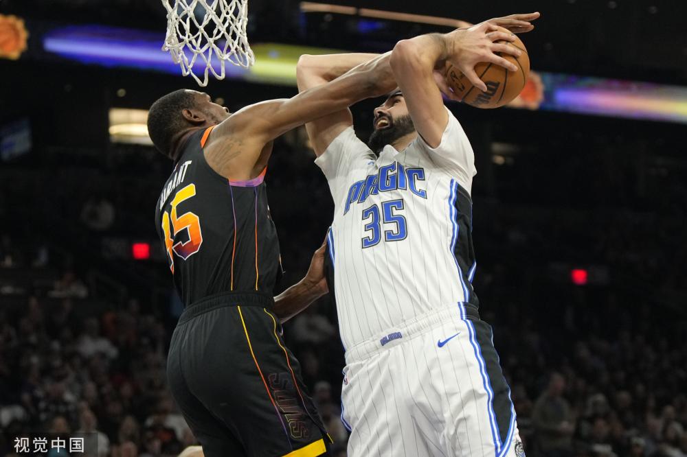 社交平台上 社交平台上