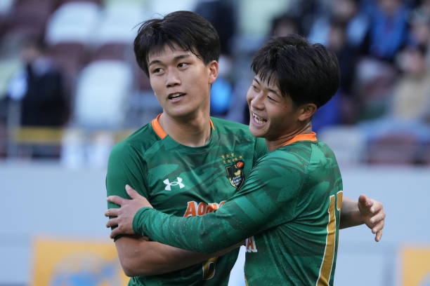 应俱乐部的 应俱乐部的