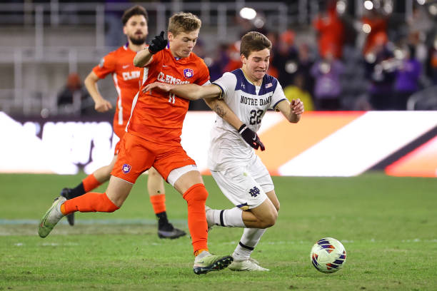 缺乏足够高 缺乏足够高